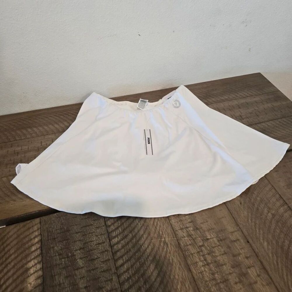 PINK Victoria’s Secret Relay Circle Skort White Size M Medium NWT